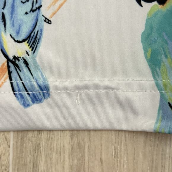 Chubbies Performance Polo 2.0 Shirt Men’s Small The Dude Where's Macaw Parrots - Picture 16 of 16